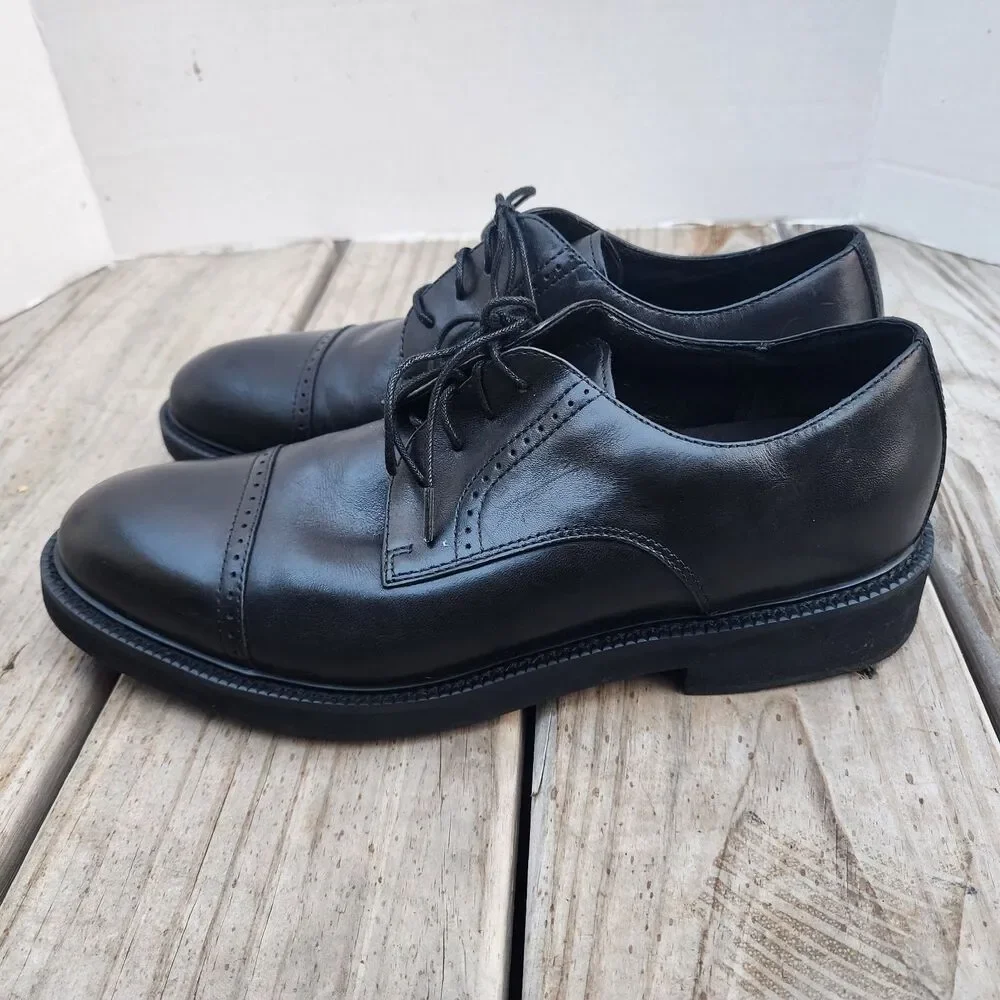David Taylor Men’s Size 8.5 Oxford Black Leather Brogue Round Cap Toe Lace Shoes